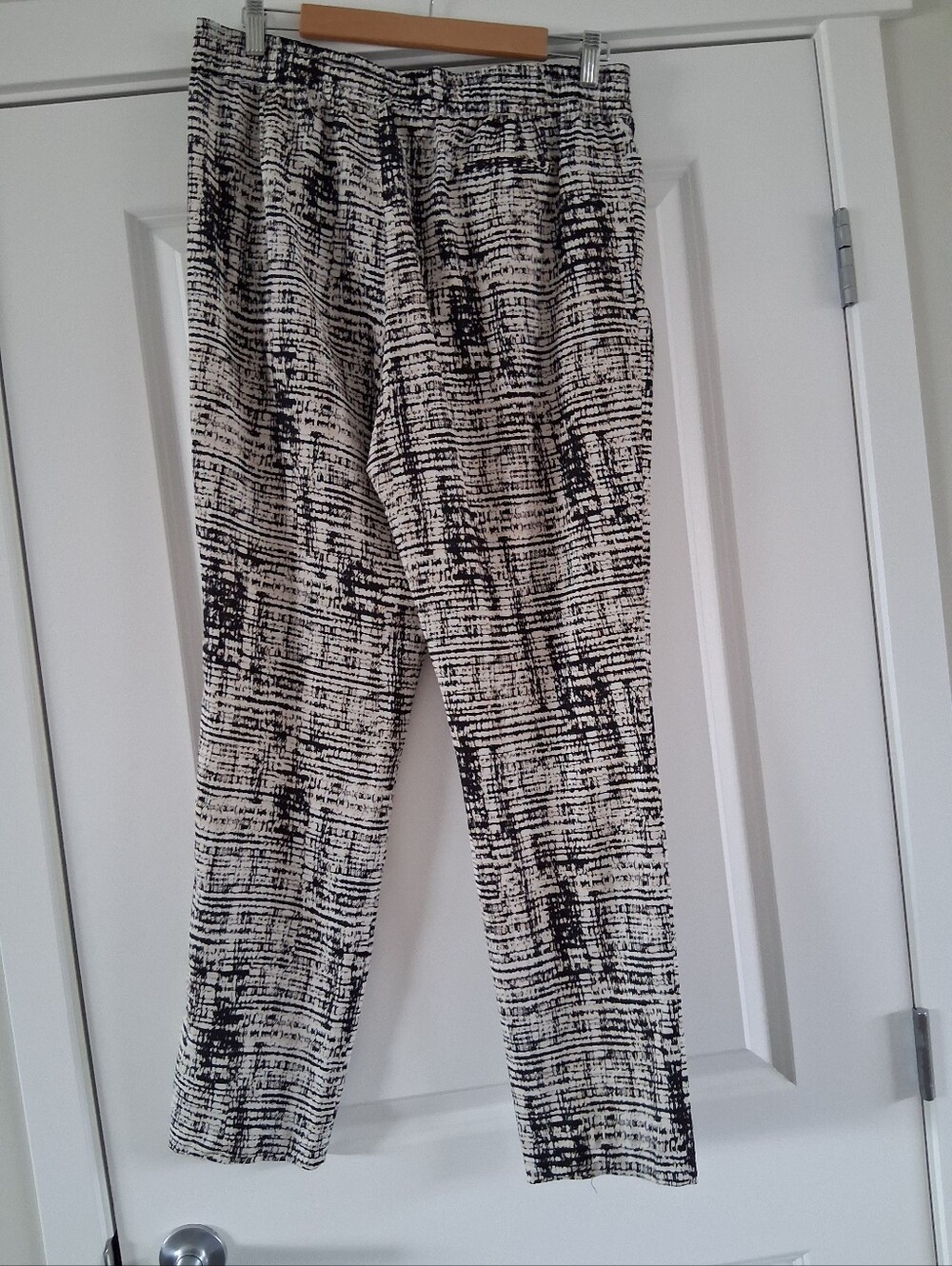 CALVIN KLEIN PANTS SIZE M